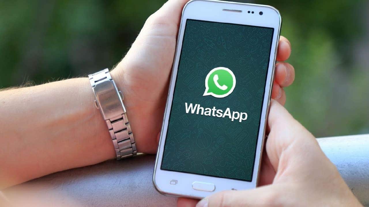 Cuidado: golpe no WhatsApp promete liberar PIS no valor de R$ 1.223,20