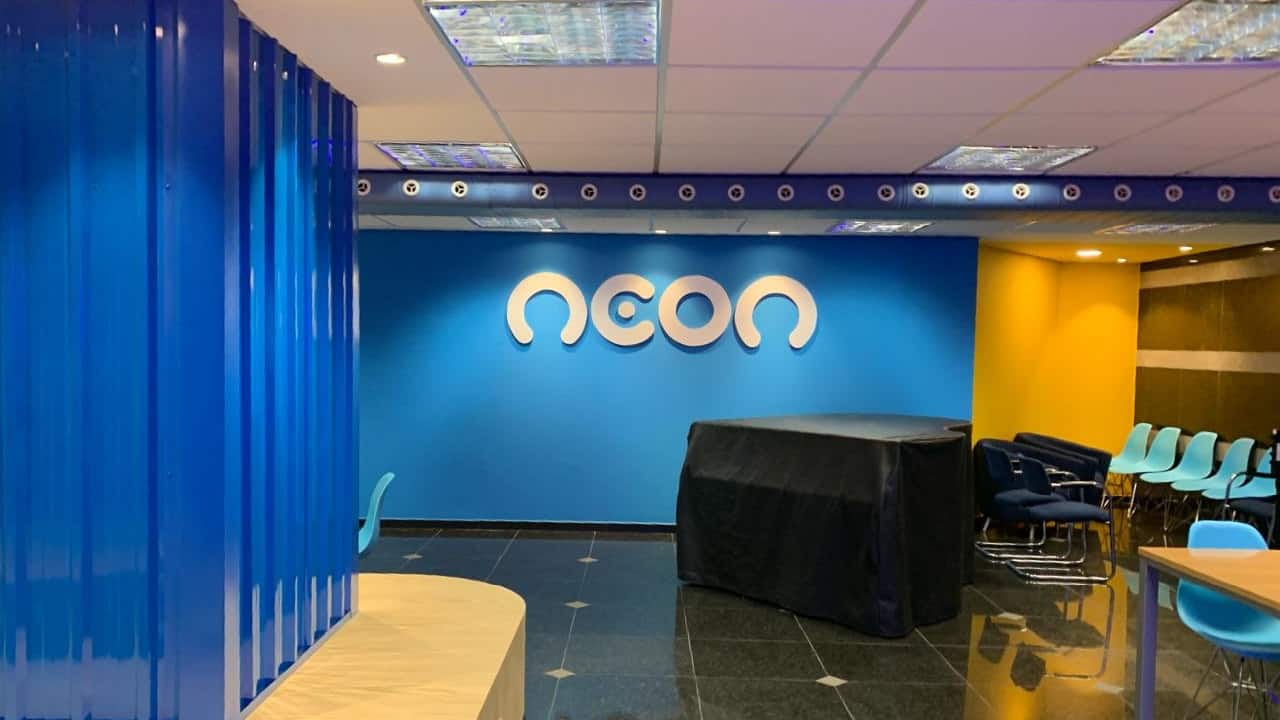 Neon patrocina sala na FGV e inaugura um espaço de empreendedorismo