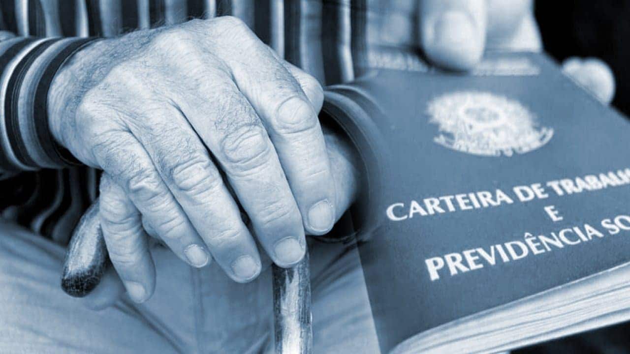 Como fica o abono salarial e a aposentadoria com a aprovação da Nova Previdência?