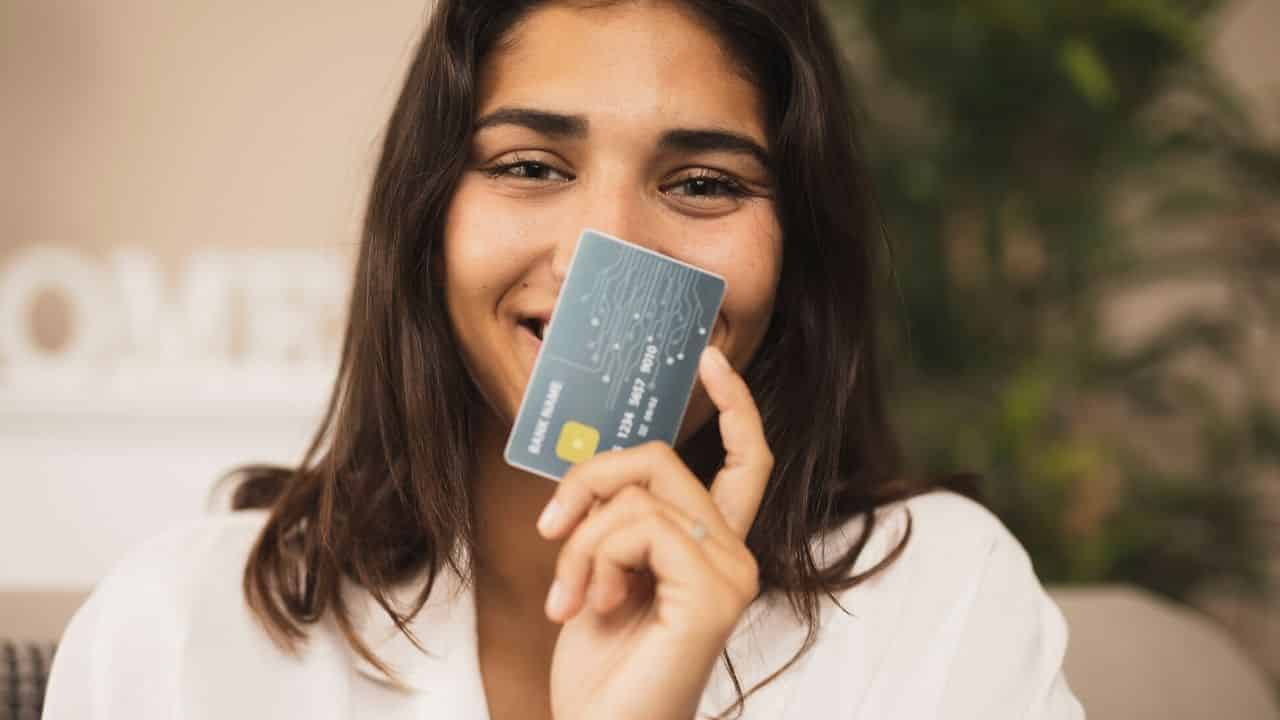 mulheres e cartao de credito