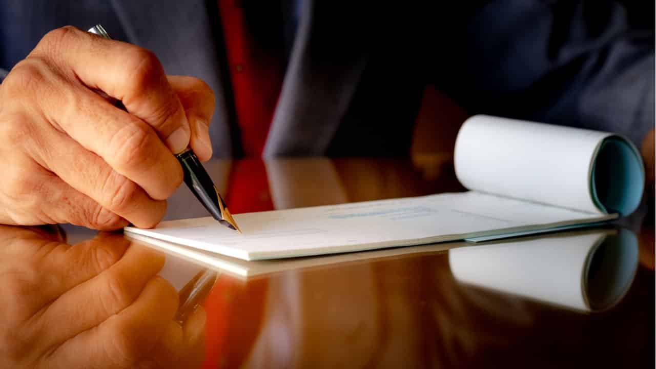 Limite de juros do cheque especial começa a valer hoje