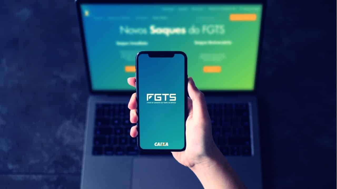 Qual é a diferença entre saque imediato e saque-aniversário do FGTS?