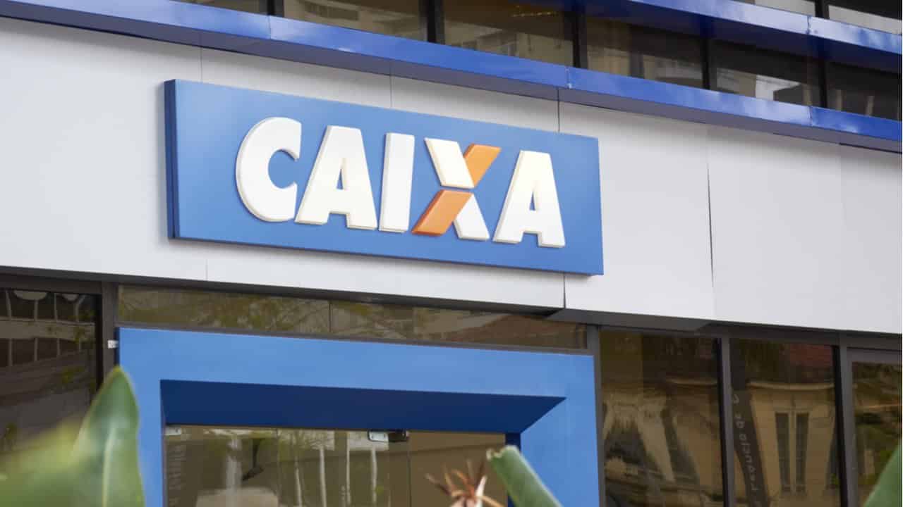 contratar um empréstimo da Caixa