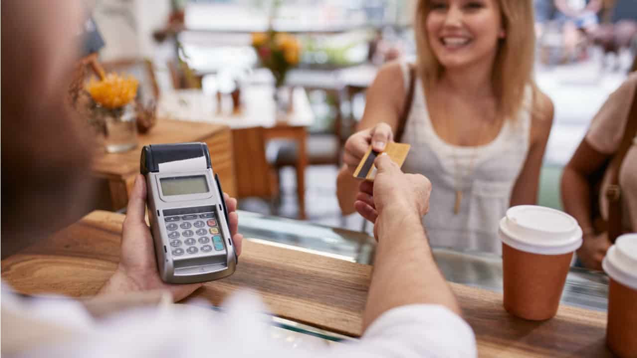 cartoes de credito digitais para score baixo