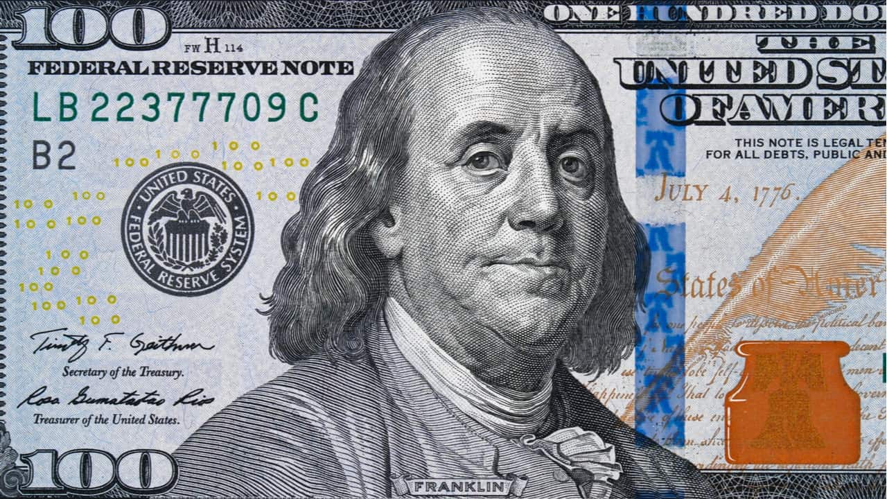 dólar dispara