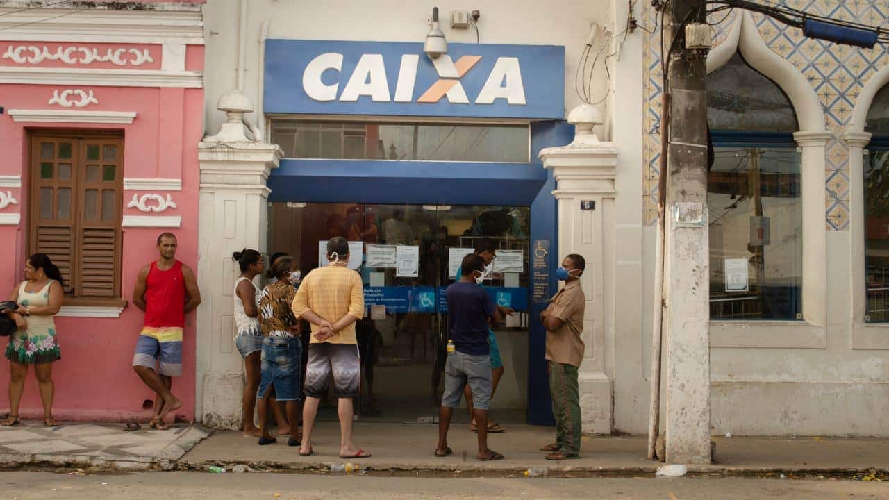 Caixa zerou filas nas agências
