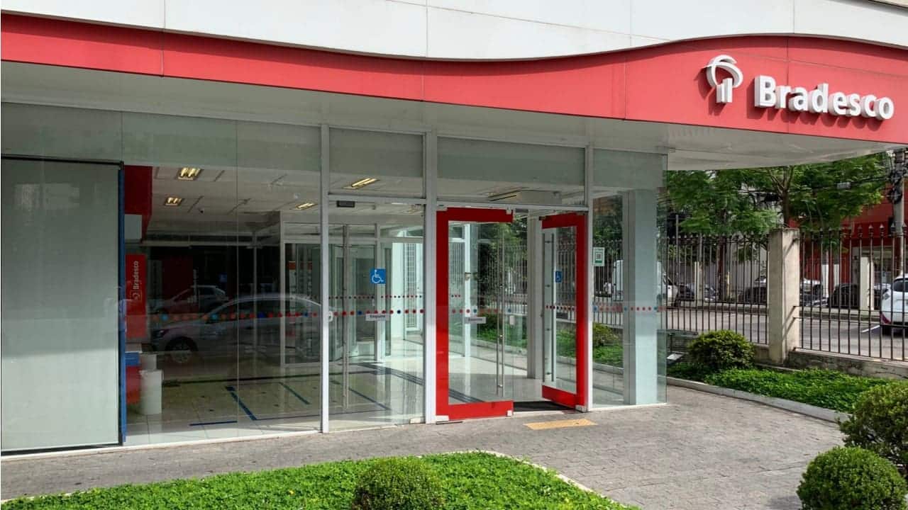 demissoes no Bradesco