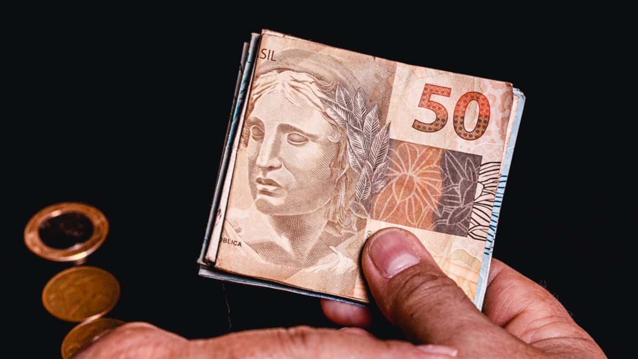 Projeto de lei interrompe parcelas do empréstimo consignado durante estado de calamidade