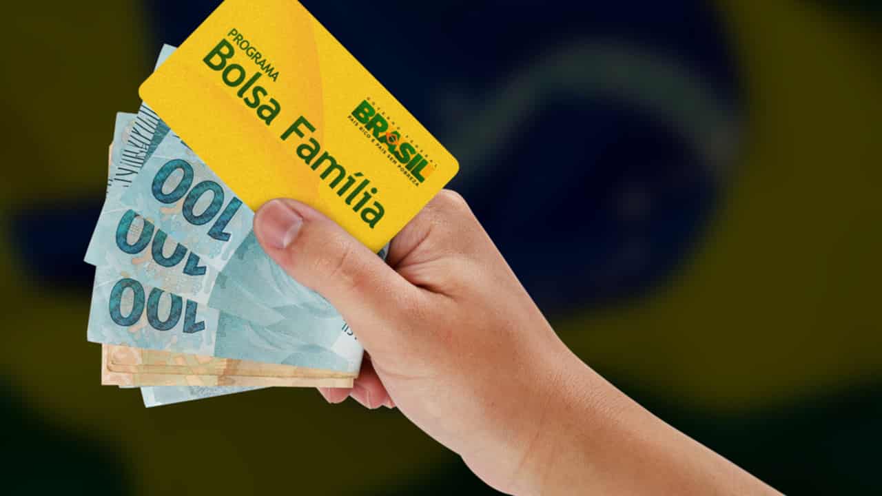 Governo Federal anuncia que não tem dinheiro para pagar 13º do Bolsa Família