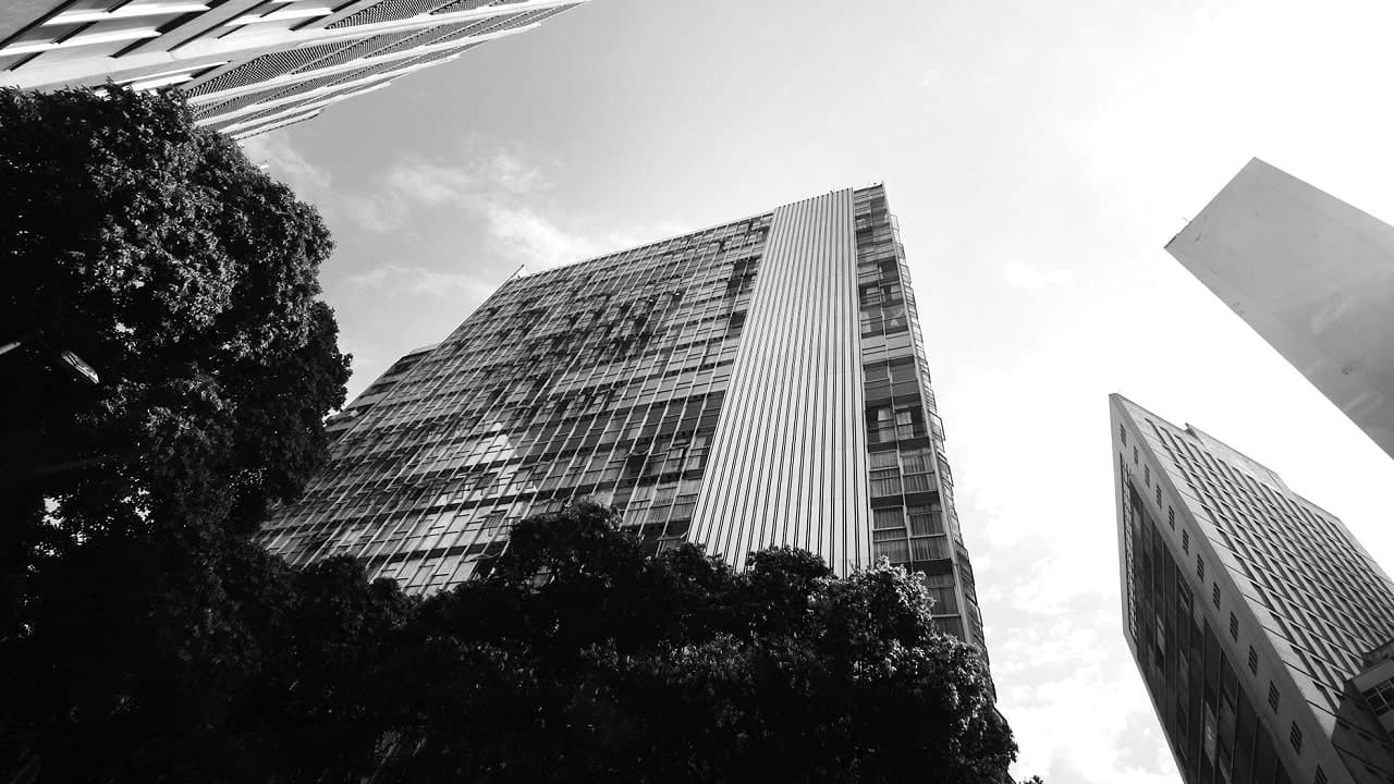 Atendimento do Banco Mercantil do Brasil ganha troféus ouro, prata e bronze em premiações