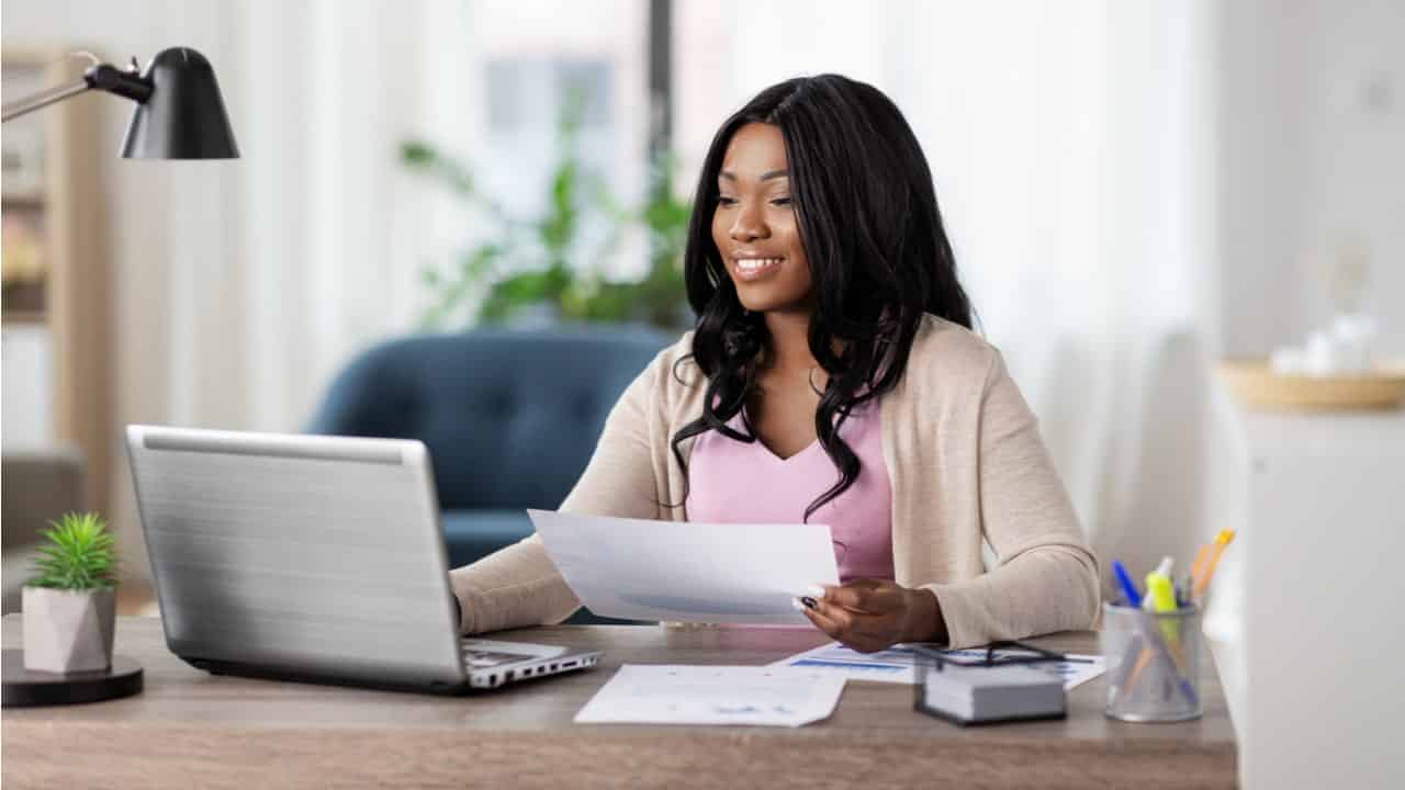 Home office está com 360 vagas abertas: veja como conseguir a sua