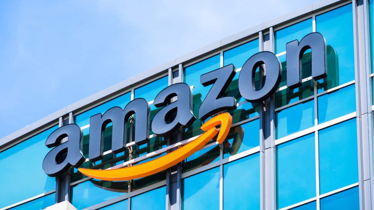 Foto da fachada da Amazon