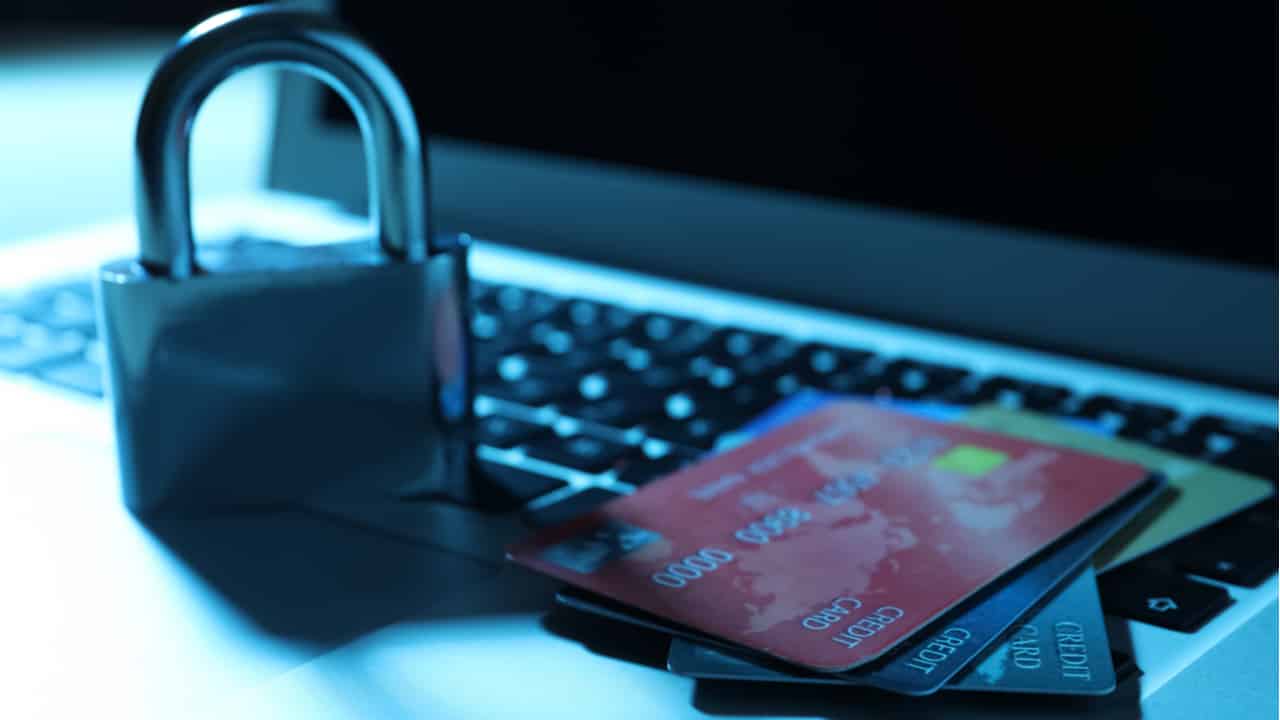 5 dicas do Banco Central para evitar fraudes financeiras na internet