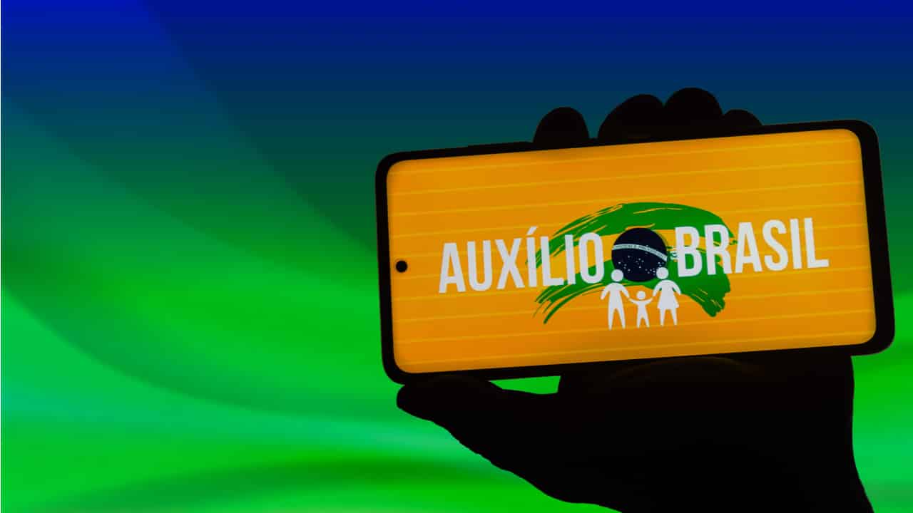 Auxílio Brasil