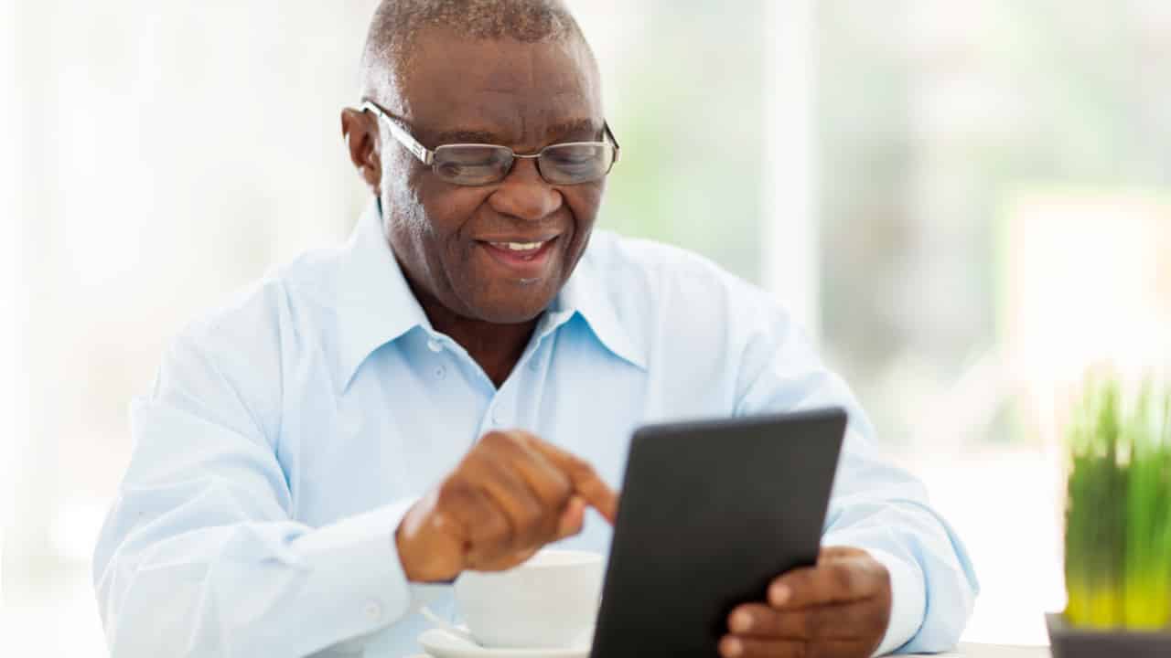 Atenção: 8 grupos de trabalhadores já podem sacar R$ 1000 do FGTS