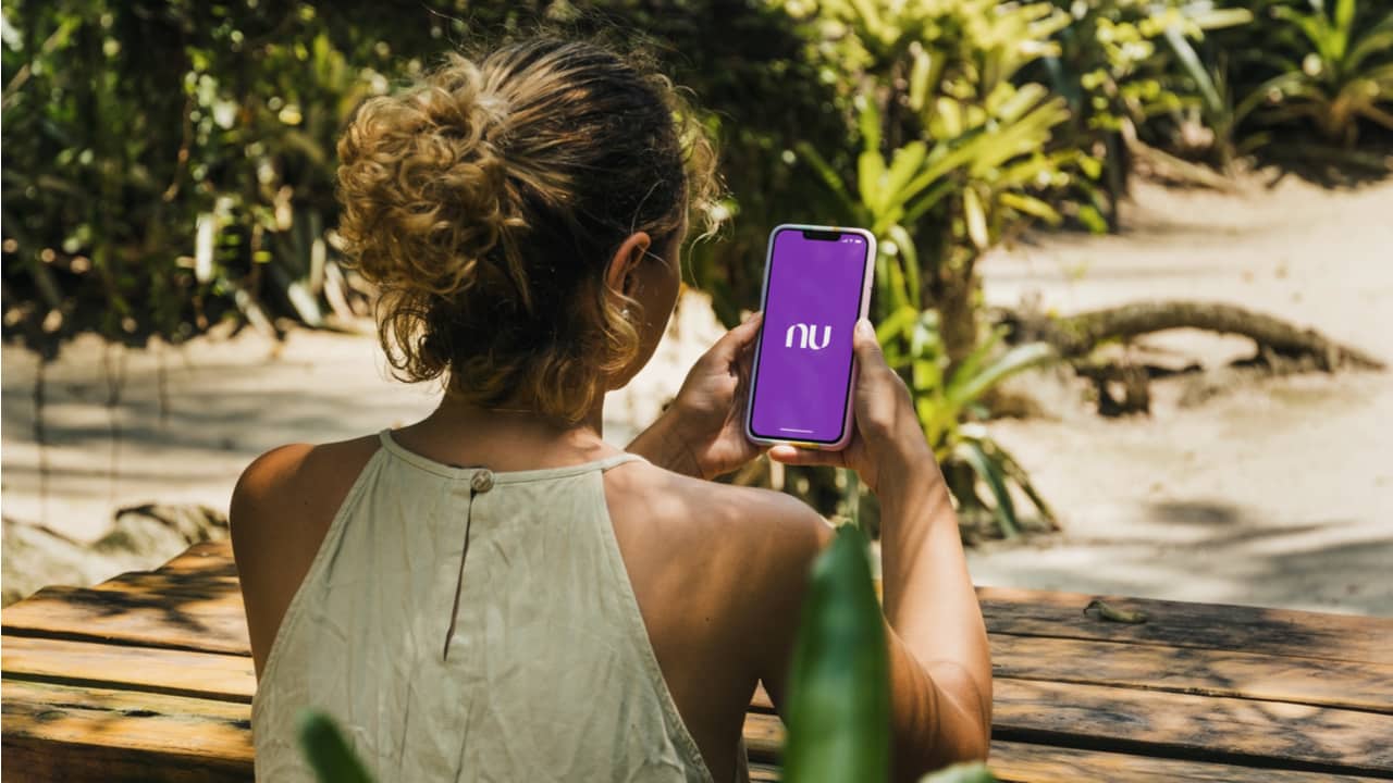 Cliente do Nubank tem R$ 27 mil retirados da conta após furto de celular; bandidos alteraram até o limite do Pix