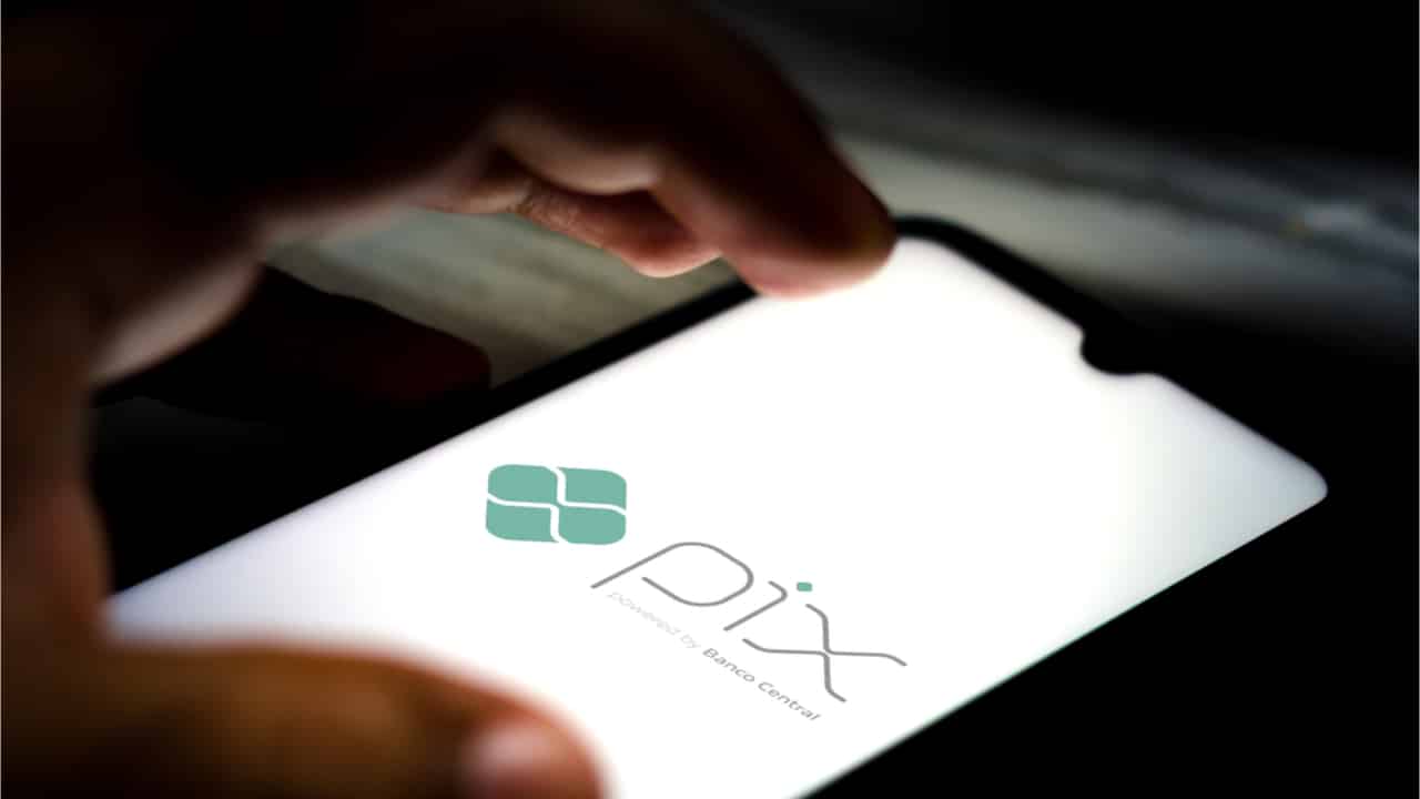 Urubu do Pix: novo golpe envolve depósitos no WhatsApp