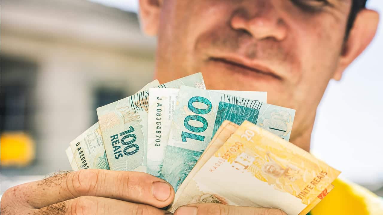 Novo salário mínimo: O que vai acontecer com os benefícios do Governo?