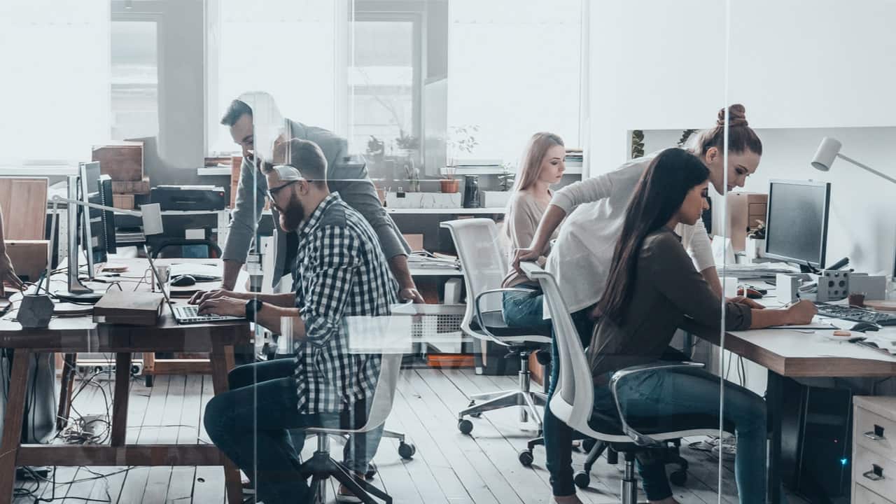 Semana de trabalho de 4 dias pode mesmo ser aprovada?