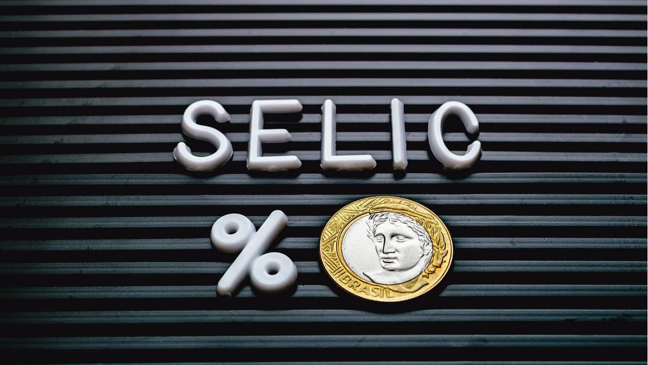 Onde investir com a taxa Selic em 13,75%. Saiba agora!