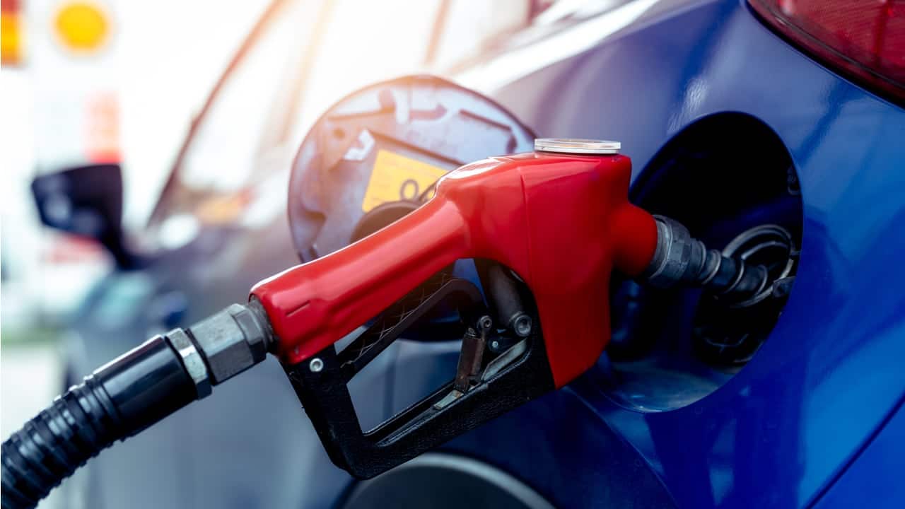 Preço da gasolina pode baixar mais uma vez
