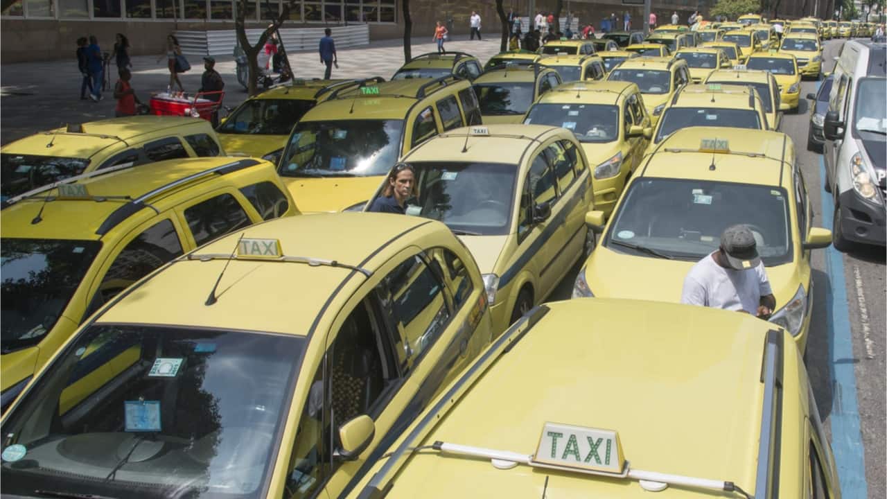 Inscrições de taxista para o auxílio são prorrogadas