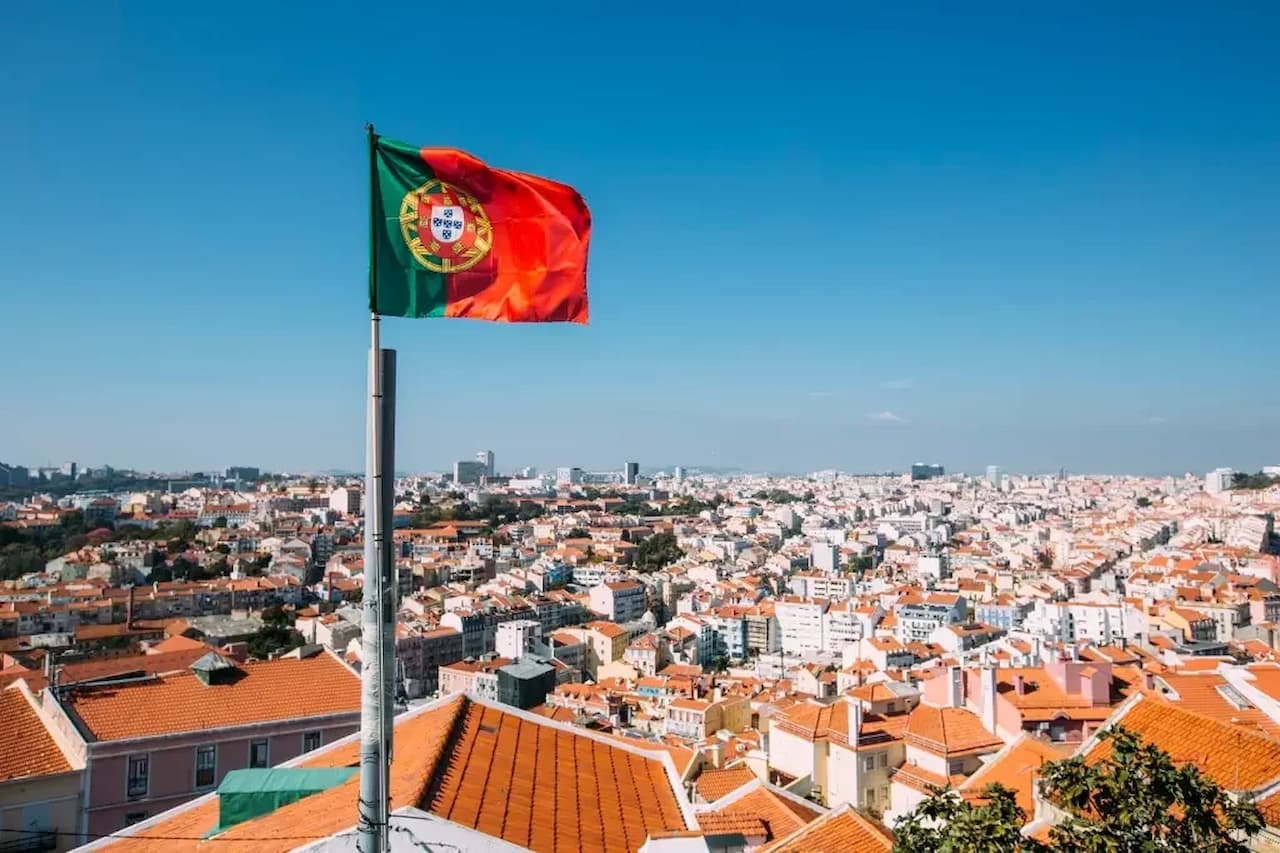 Empresa de Portugal abre 200 vagas de emprego para brasileiros