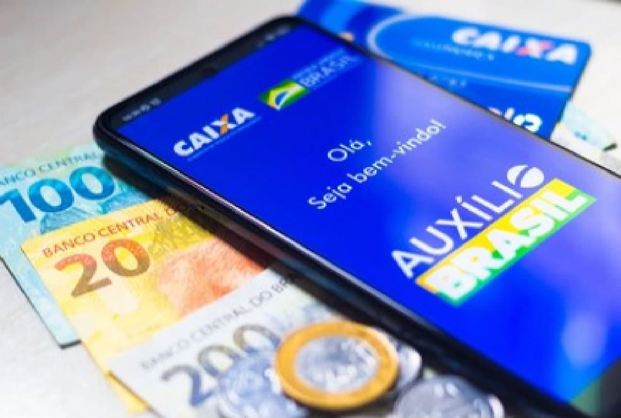 Parcela única do Auxílio Brasil de R$ 1 mil: quem tem direito?