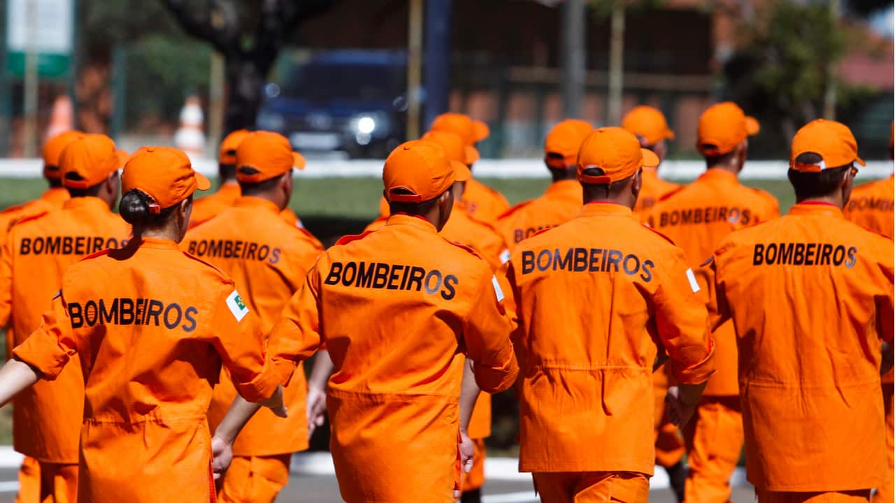 Bombeiro excluĂdo de concurso por ter HIV receberĂĄ indenização