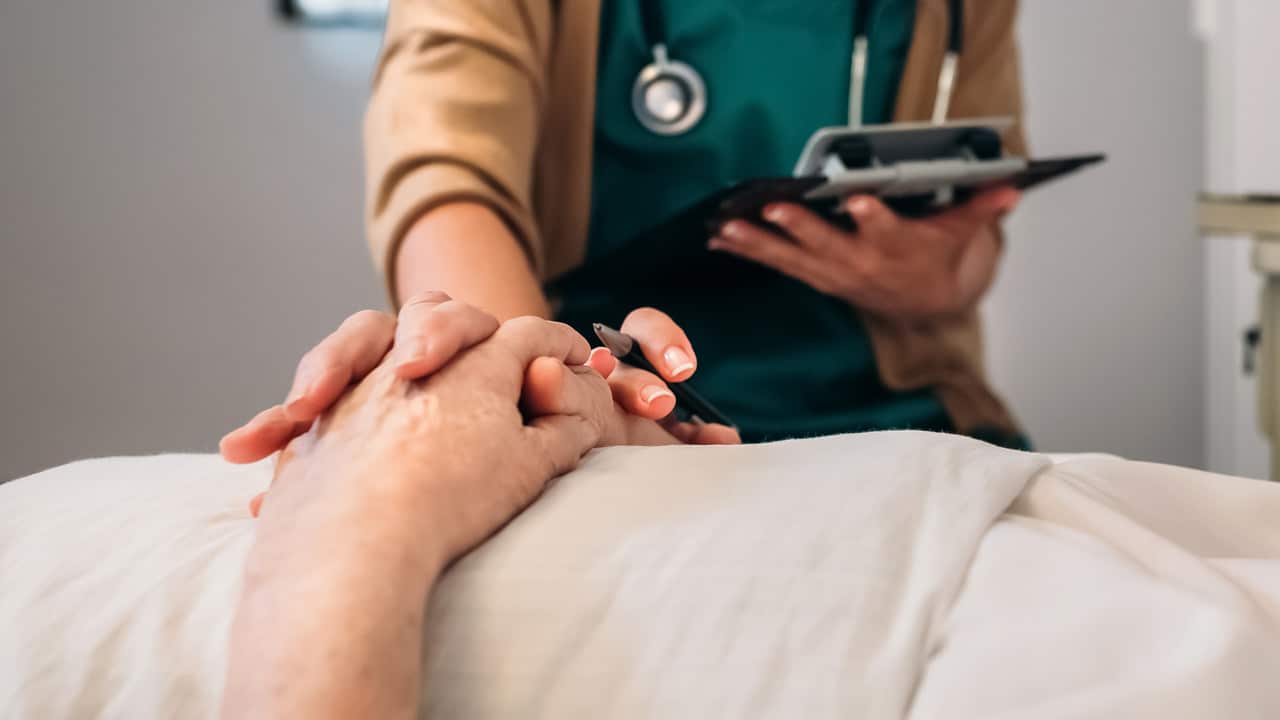 Novo golpe tem como principal alvo pessoas hospitalizadas: entenda!