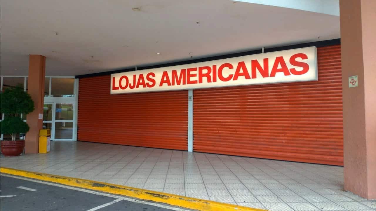 Uma loja fechada das Lojas Americanas