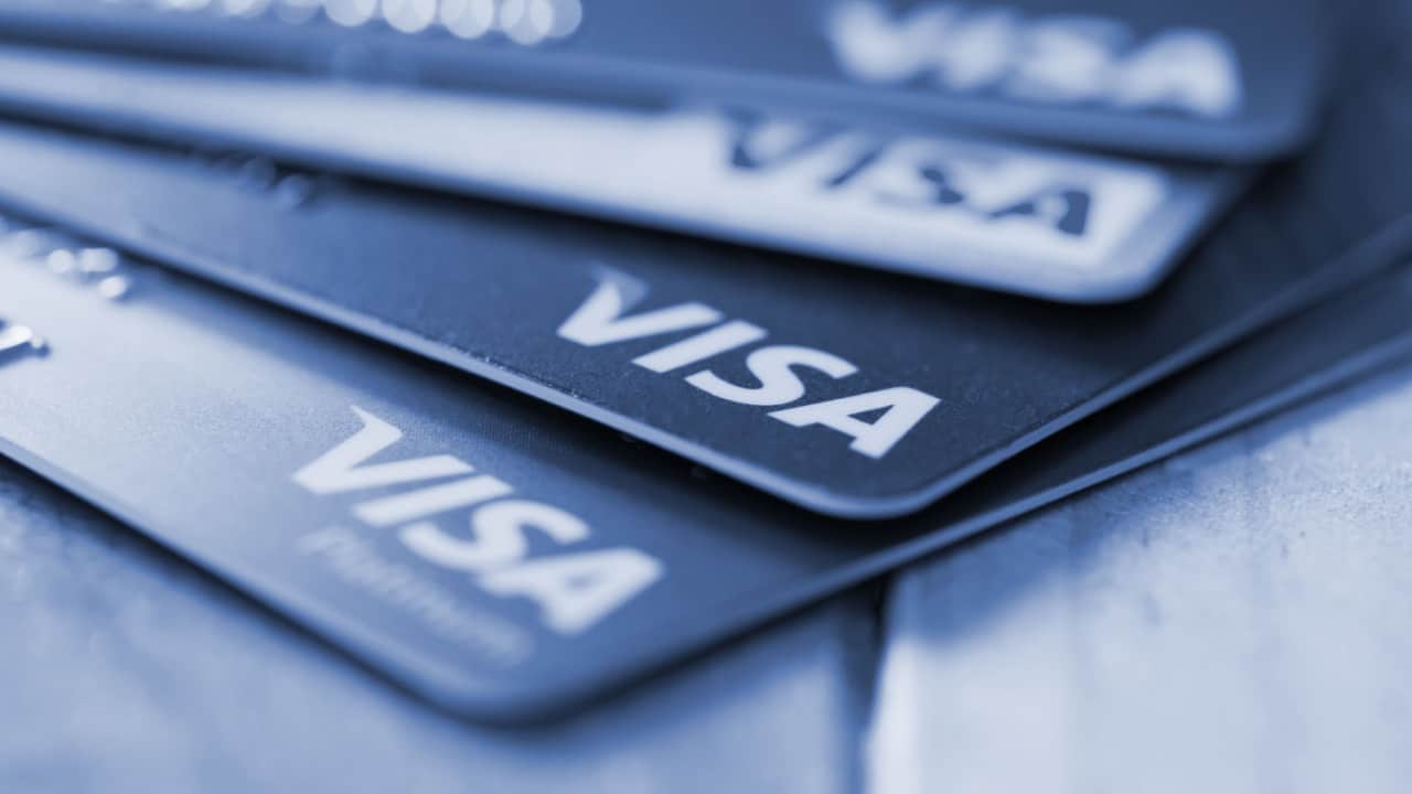 Péssima notícia para donos de cartões de crédito da Visa