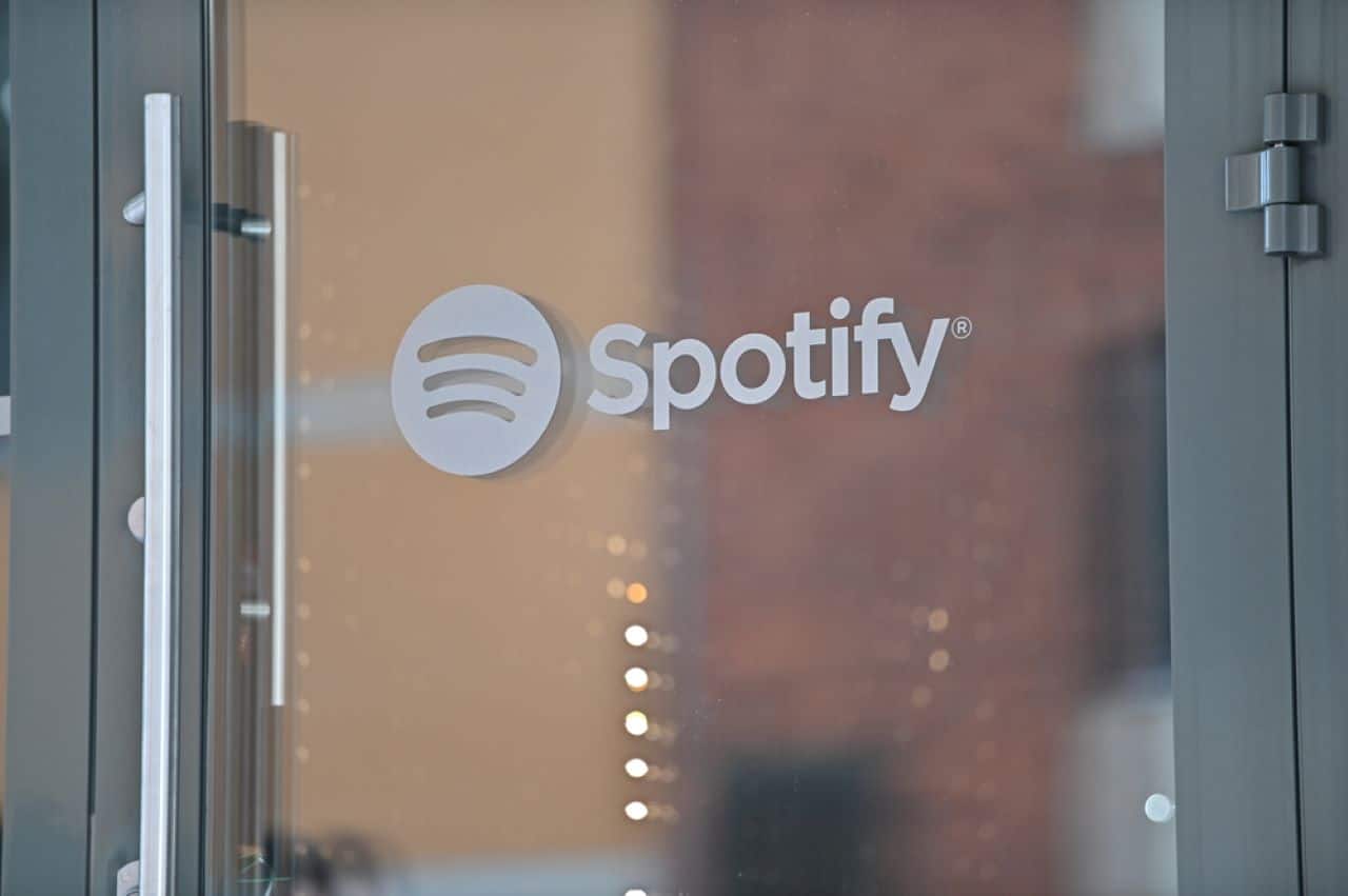 Spotify pagou R$ 1 bilhão para brasileiros; veja quem recebeu