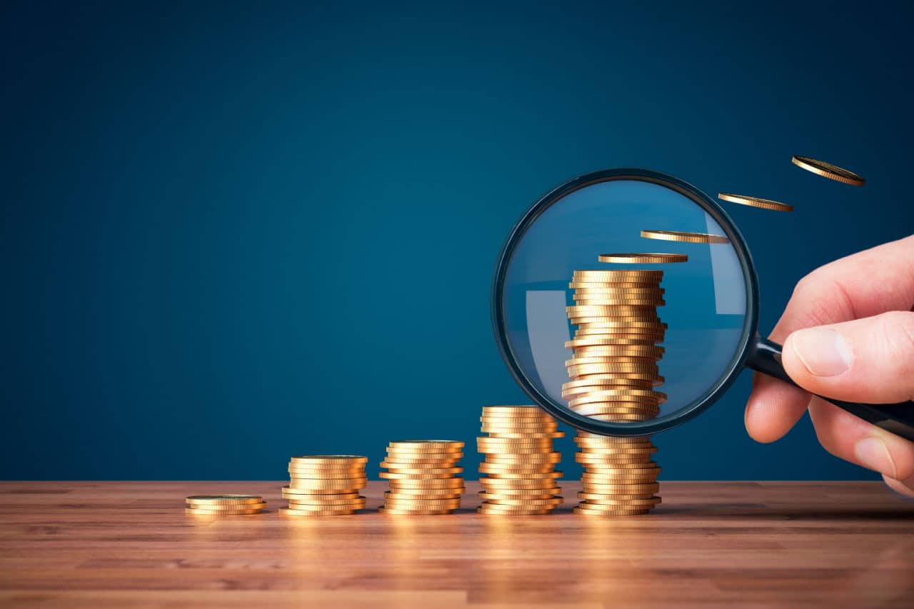 Afinal, onde o dinheiro rende mais? No Nubank ou no Inter?
