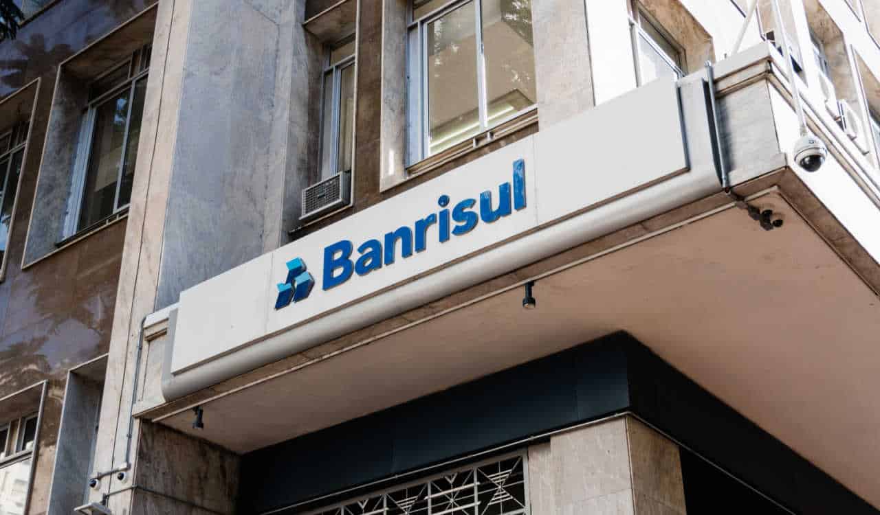 Fachada de uma agência do Banrisul