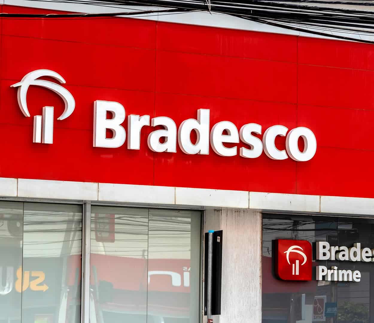 Fachada agência do Bradesco