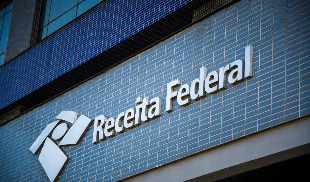 Fachada do prédio da Receita Federal