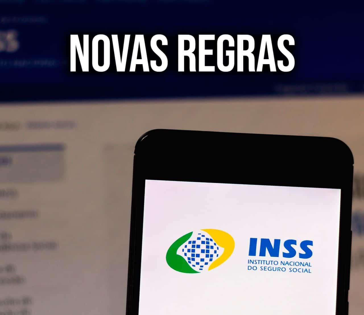 celular exibindo o aplicativo Meu INSS e ao fundo um notebook com a página do INSS aberta