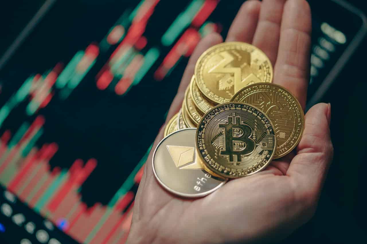 Criptomoedas podem impor o fim ao dinheiro físico: entenda!