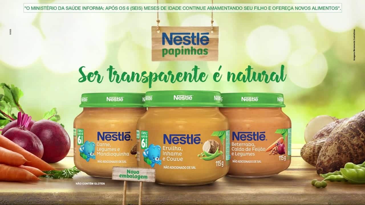 Três potes de papinha Nestlé