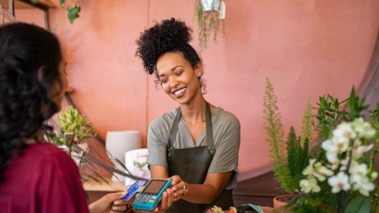 Crédito Rosa: financiamento de até R$ 21 mil para empreendedoras mulheres, veja como solicitar