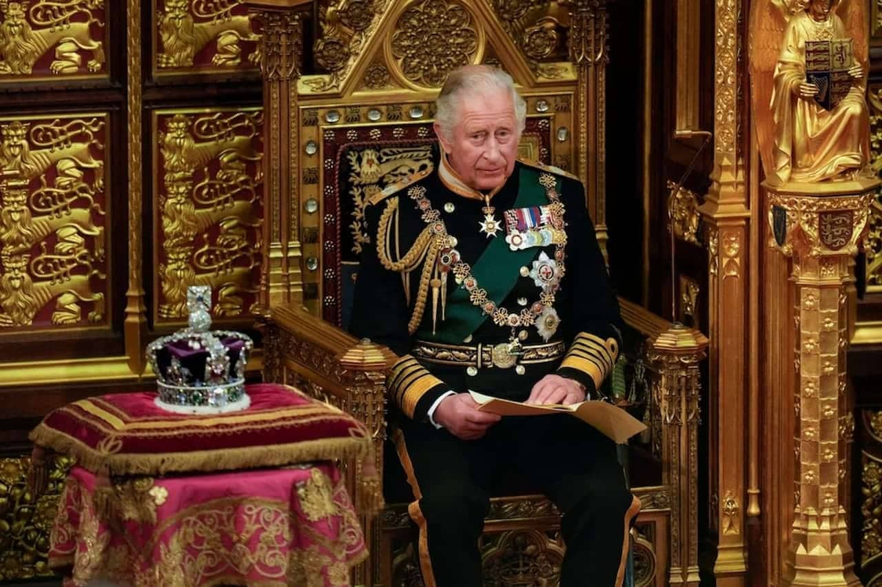Coroação de Charles III já causa polêmicas: saiba o motivo