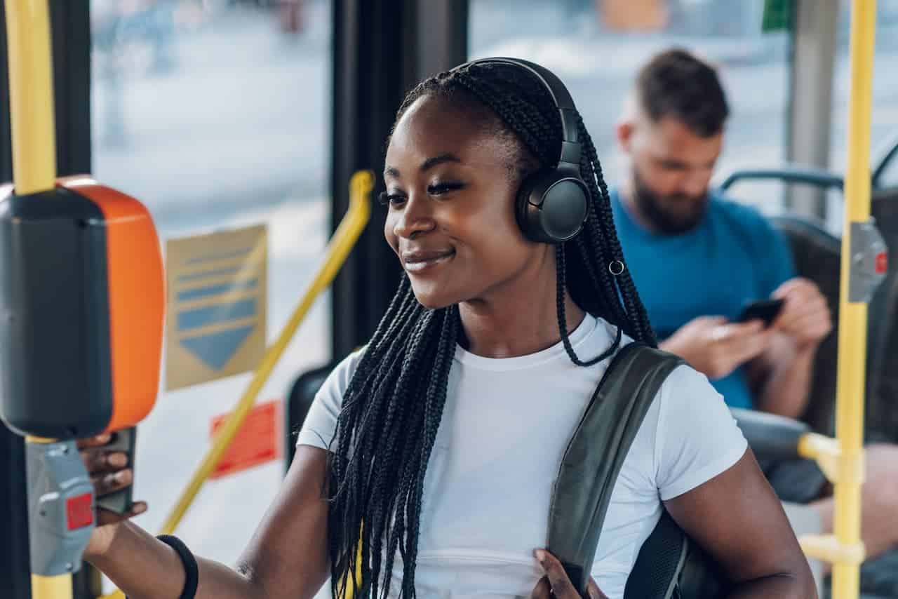Estudantes destas cidades pode ter desconto no ônibus; saiba como resgatar