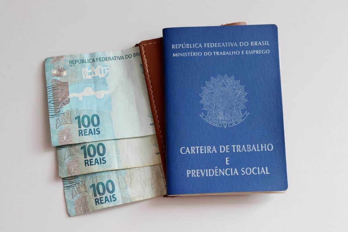 Novo auxílio de R$ 548 mais aumento em benefício está confirmado; veja quem recebe