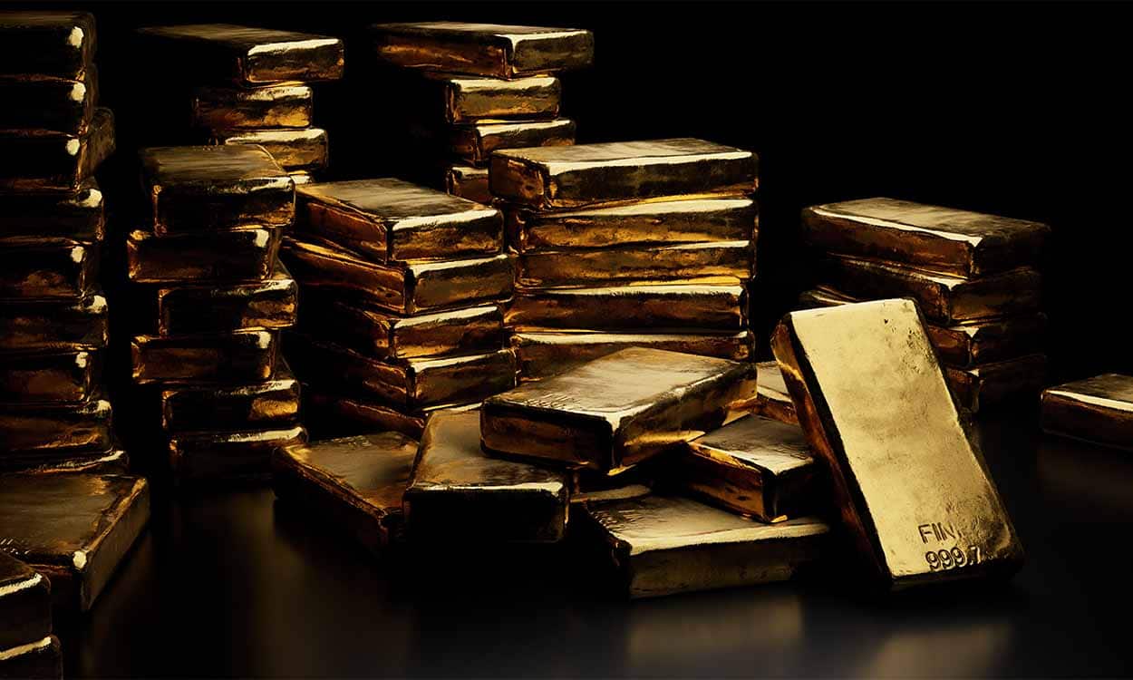 Várias barras de ouro empilhadas