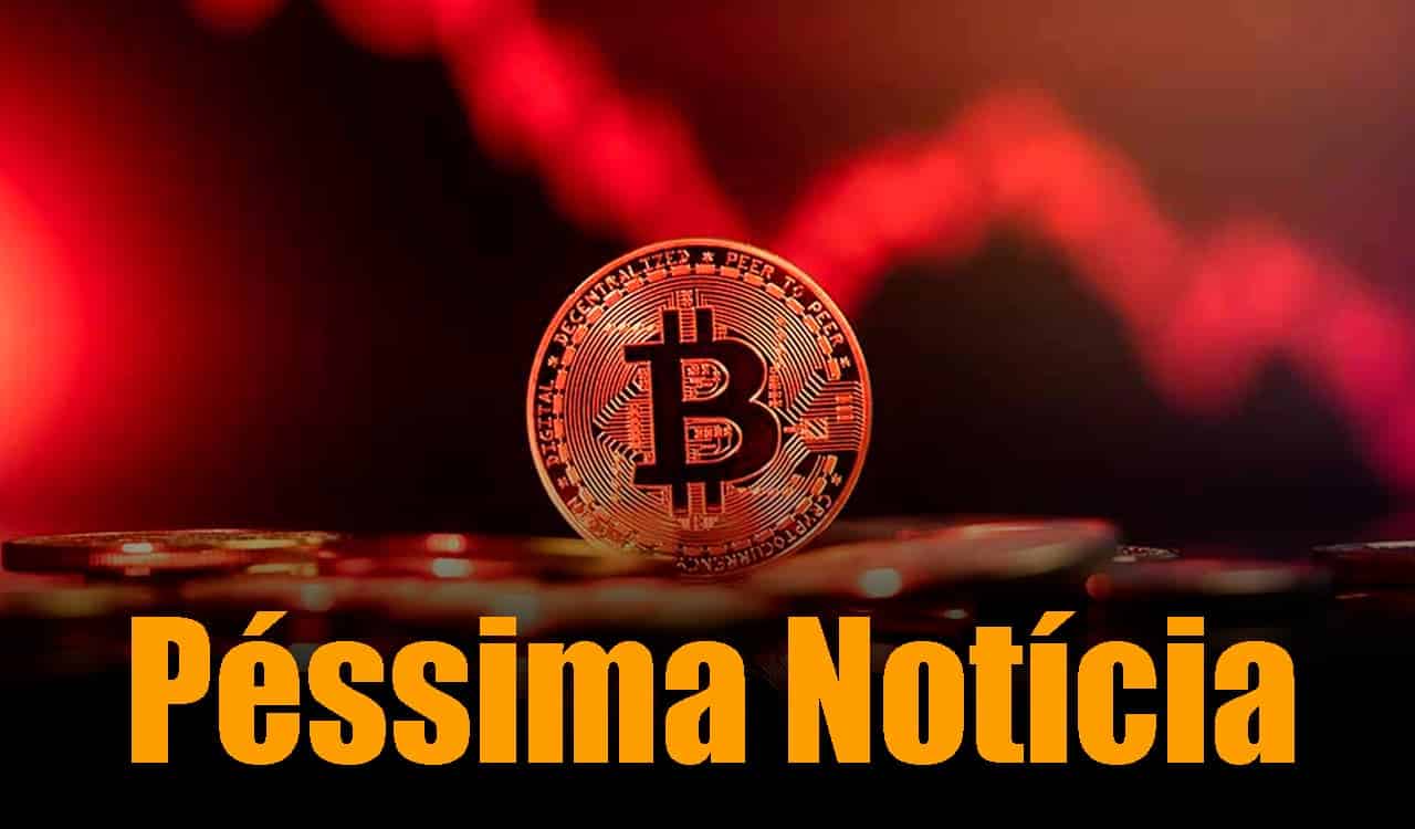 Uma bitcoin em pé em cima de varias outras com uma luz vermelha no cenario