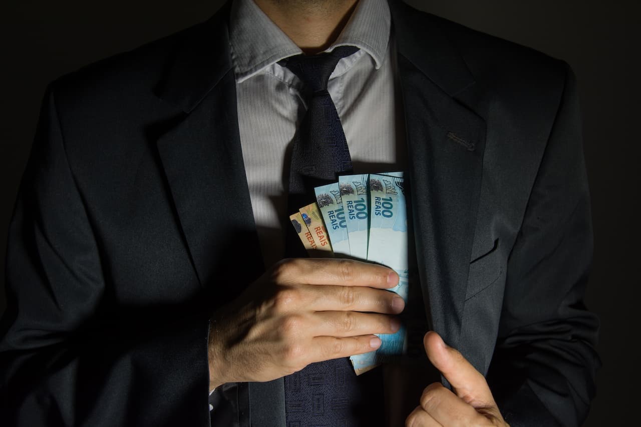 Ranking de países mais corruptos do mundo: posição do Brasil vai te surpreender!