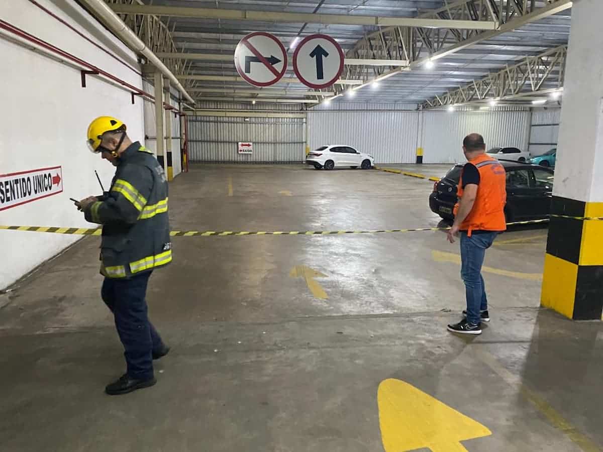 Estacionamento de famoso supermercado Viezzer interditado em Canoas