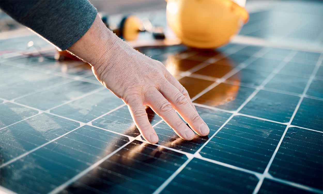 Instalação de tetos solares EXPLODE no Brasil e vira negócio bilionário