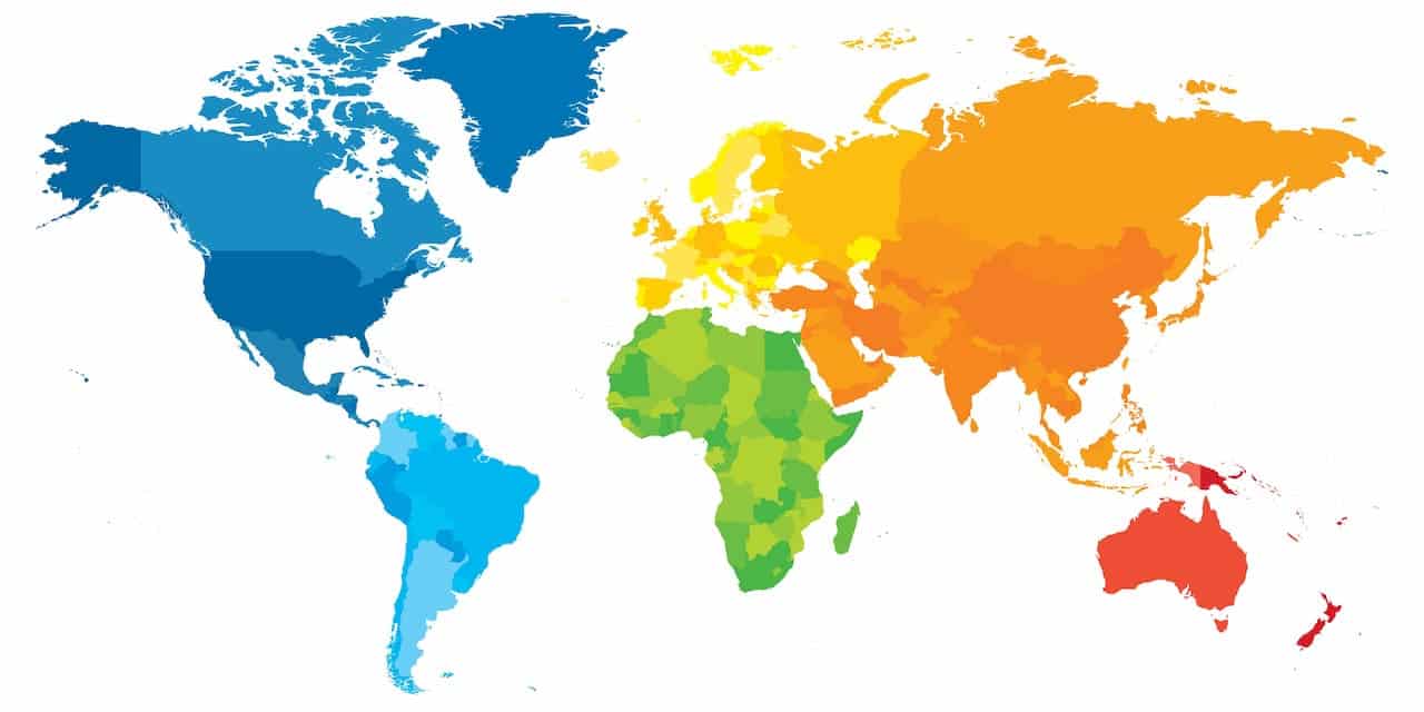 Mapa Mundi com colorações diferentes para cada continente